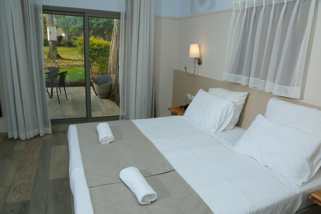 Ohalo Manor Hotel Kinneret Room photo